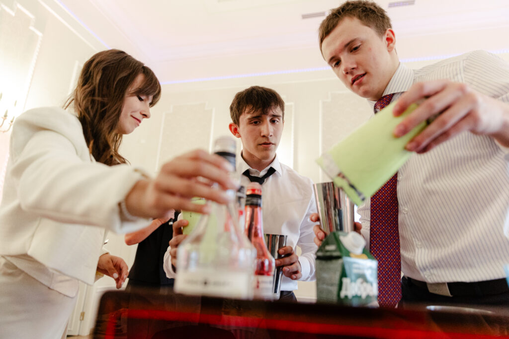 Контакты ShowBar
